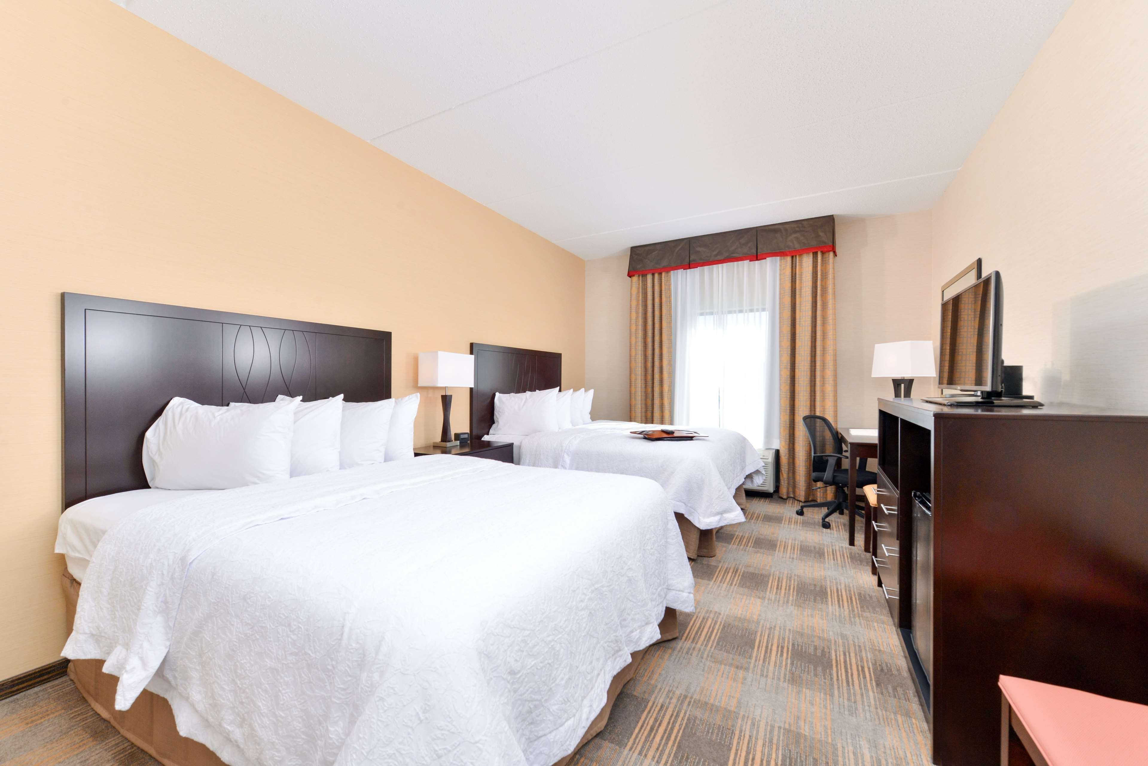 Hampton Inn & Suites California University-Pittsburgh Coal Center Εξωτερικό φωτογραφία