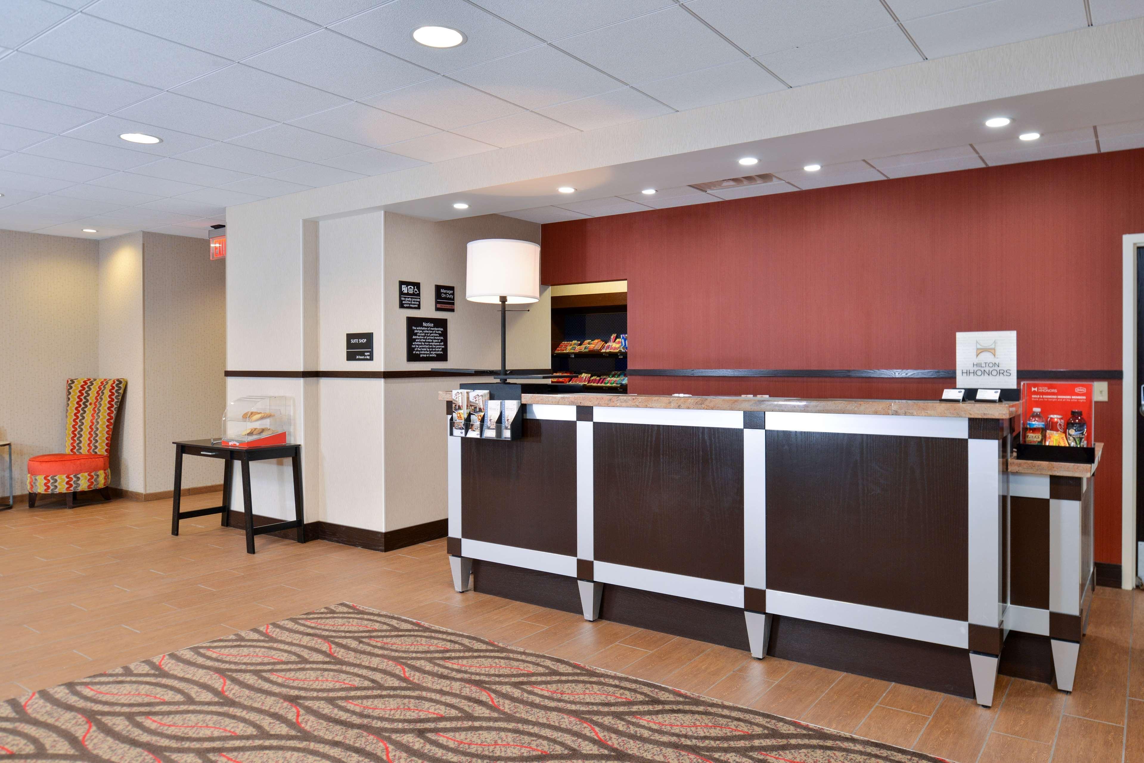 Hampton Inn & Suites California University-Pittsburgh Coal Center Εξωτερικό φωτογραφία