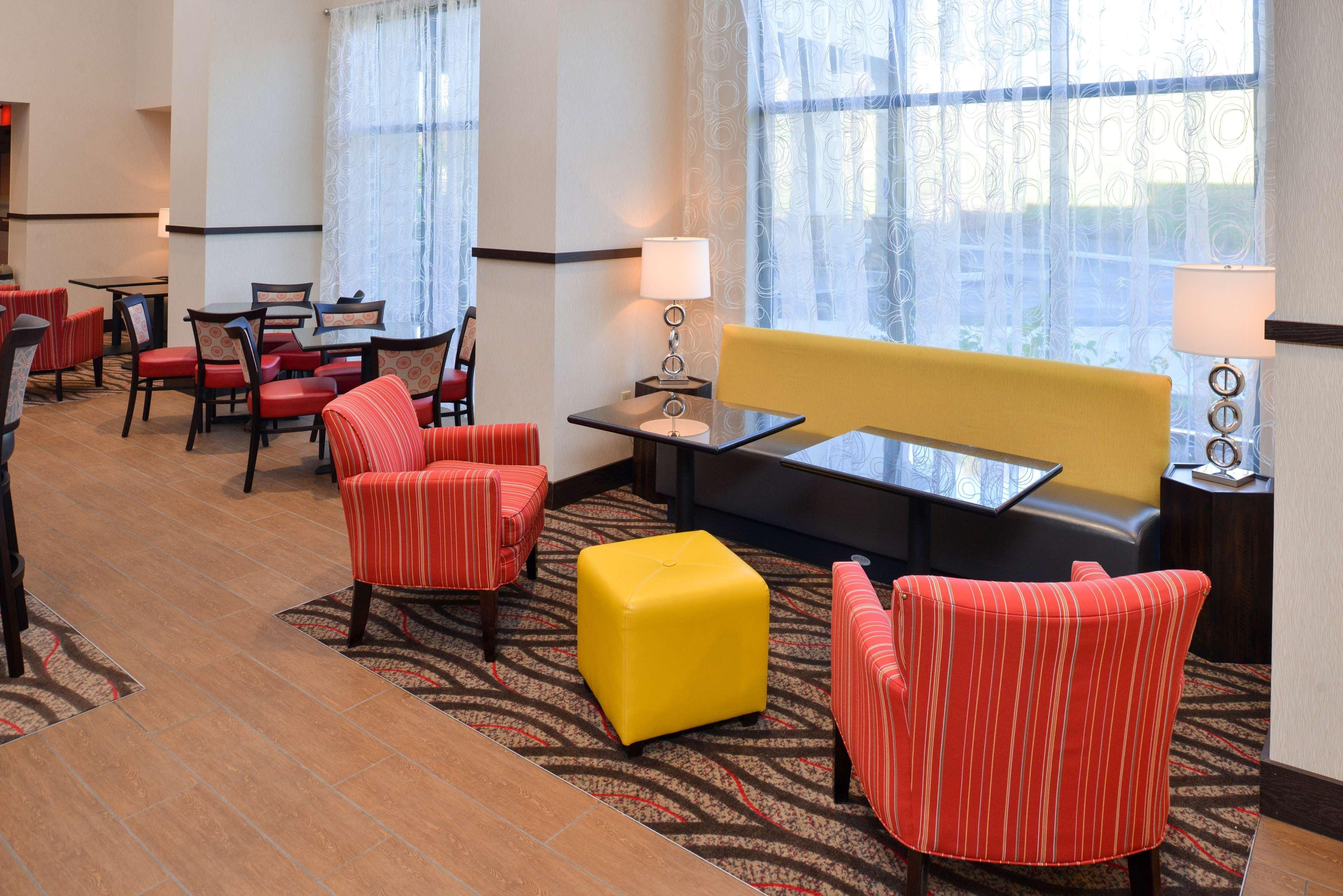 Hampton Inn & Suites California University-Pittsburgh Coal Center Εξωτερικό φωτογραφία
