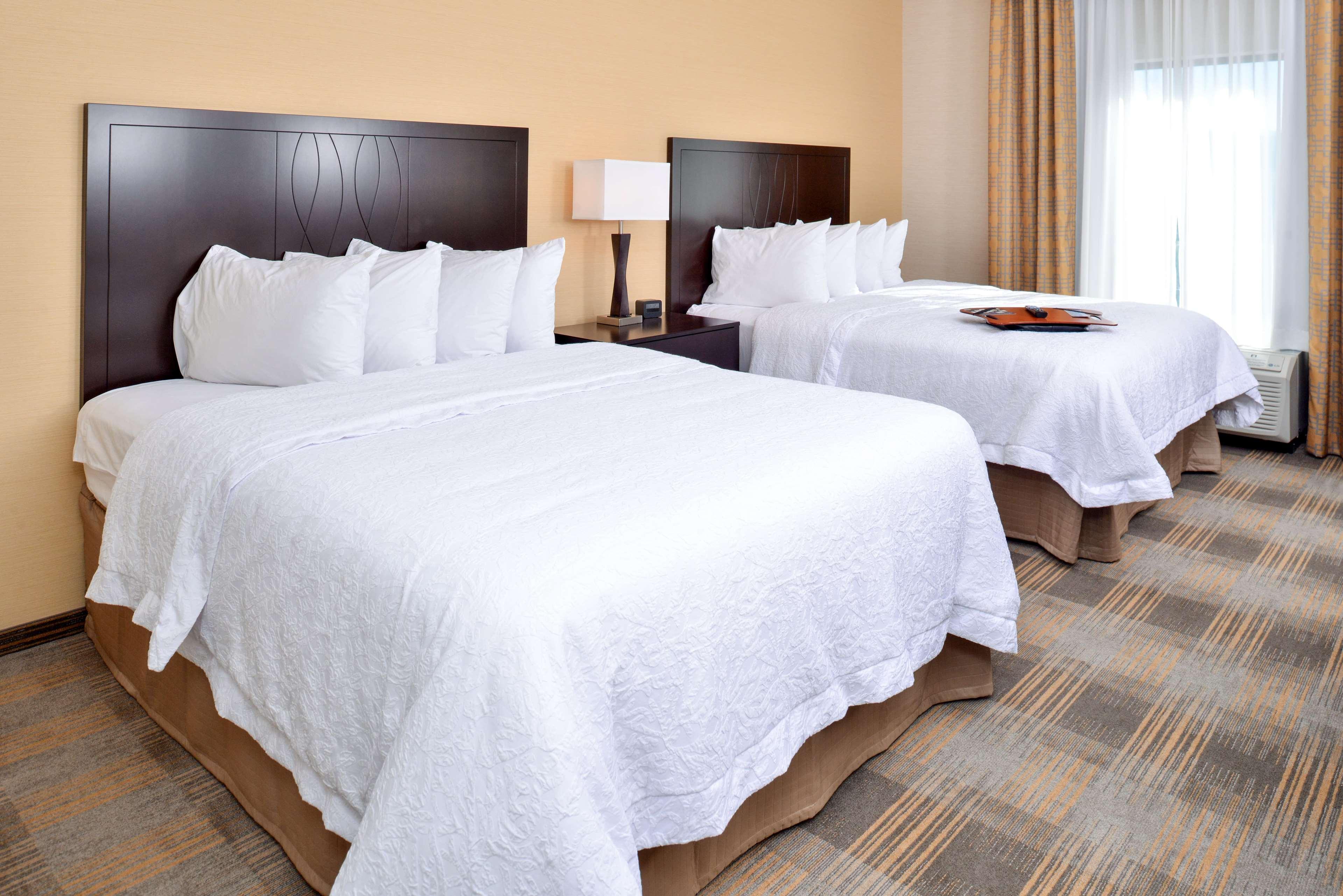 Hampton Inn & Suites California University-Pittsburgh Coal Center Εξωτερικό φωτογραφία