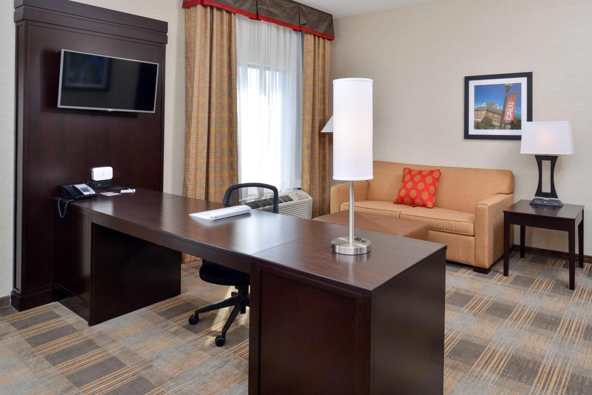 Hampton Inn & Suites California University-Pittsburgh Coal Center Εξωτερικό φωτογραφία