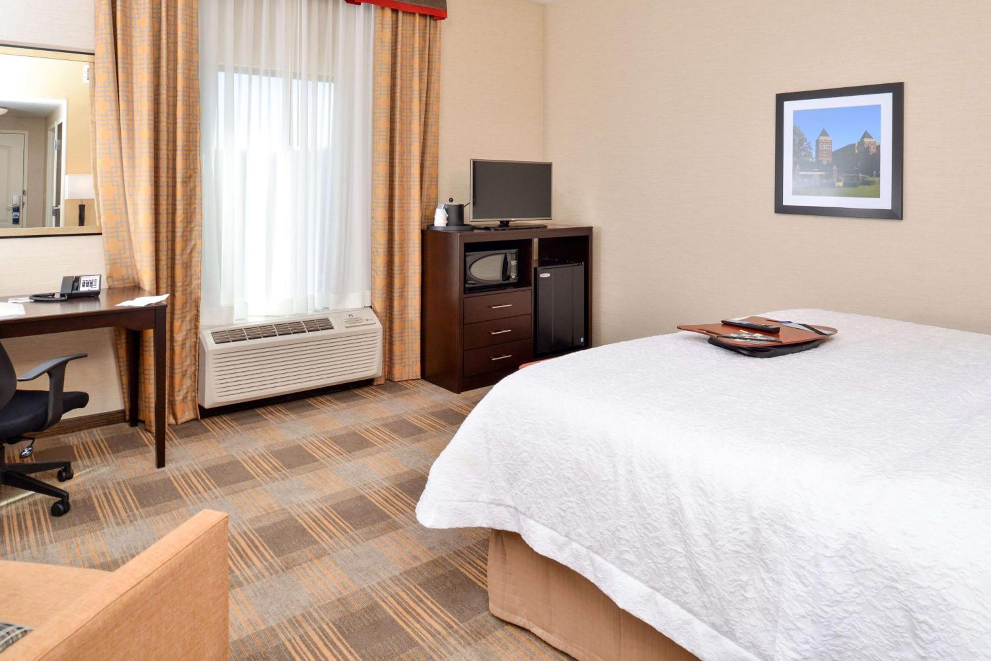 Hampton Inn & Suites California University-Pittsburgh Coal Center Εξωτερικό φωτογραφία